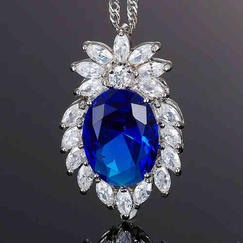 NECKLACE BLUE STONE OF DESTINY (pendant decorated with beautiful rhinestones)