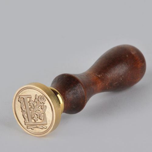SIGNET (LETTER L)  & WOODEN HANDLE (as an optional accessory)