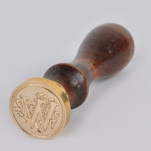 SIGNET (LETTER W)  & WOODEN HANDLE (as an optional accessory)