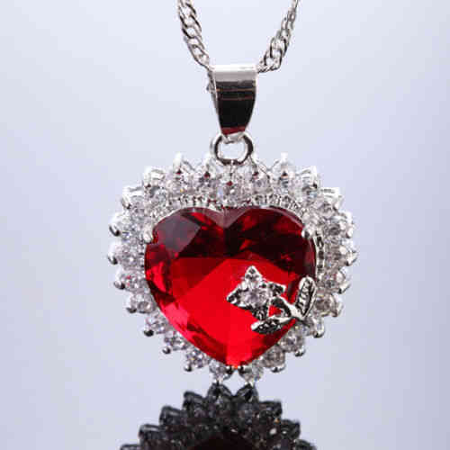 NECKLACE HEART OF LOVE (Ruby) 24mm pendant