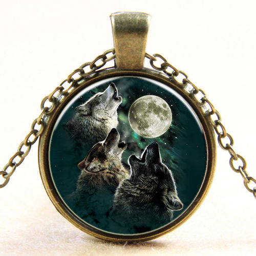 NECKLACE - HOWLING WOLVES
